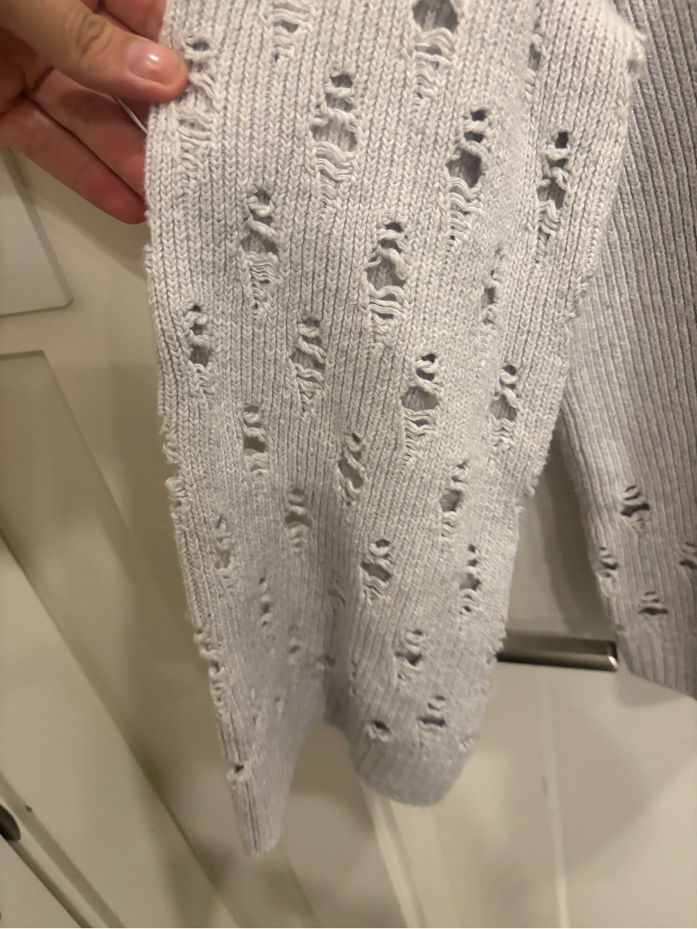 LUCKY BRAND GREY WOMENS DISTRESSED SWEATER - Picture 3 of 6
